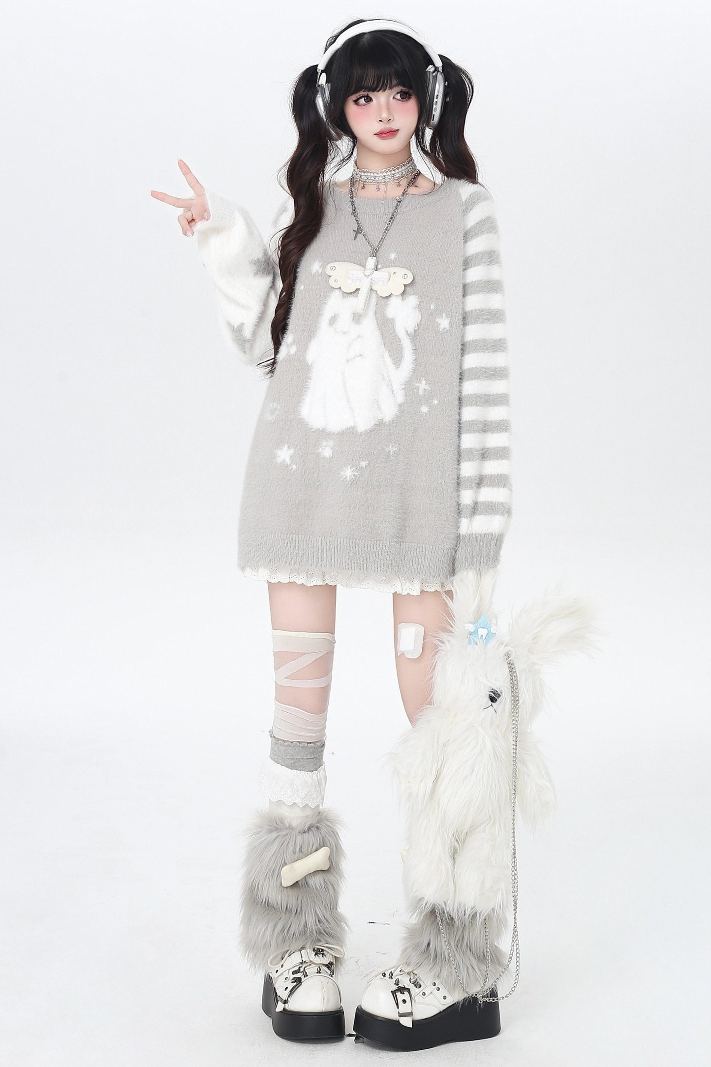 Asymmetric Three-Blue Tops