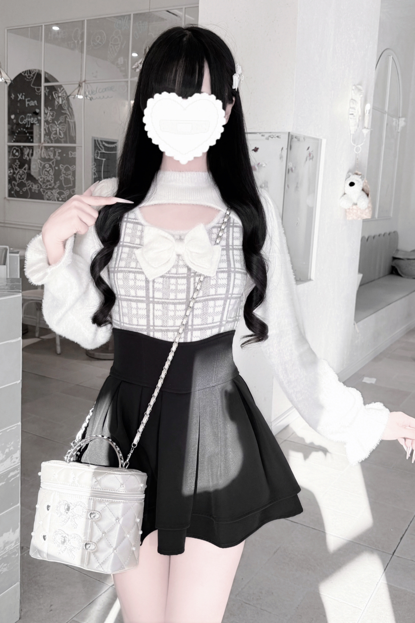 Ribbon Checked Open Chest Sweater