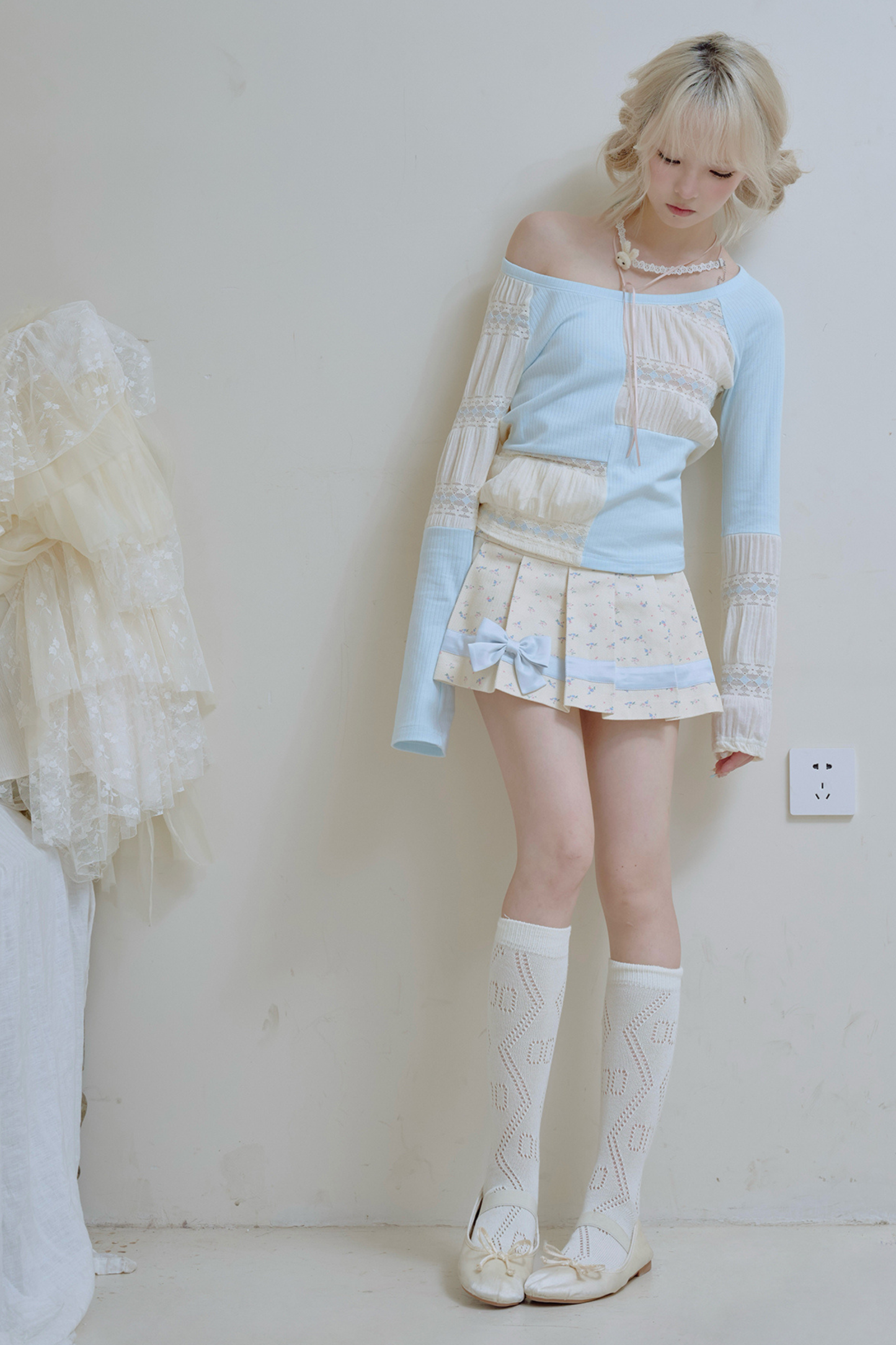 パッチワークデザインクルーネックトップス