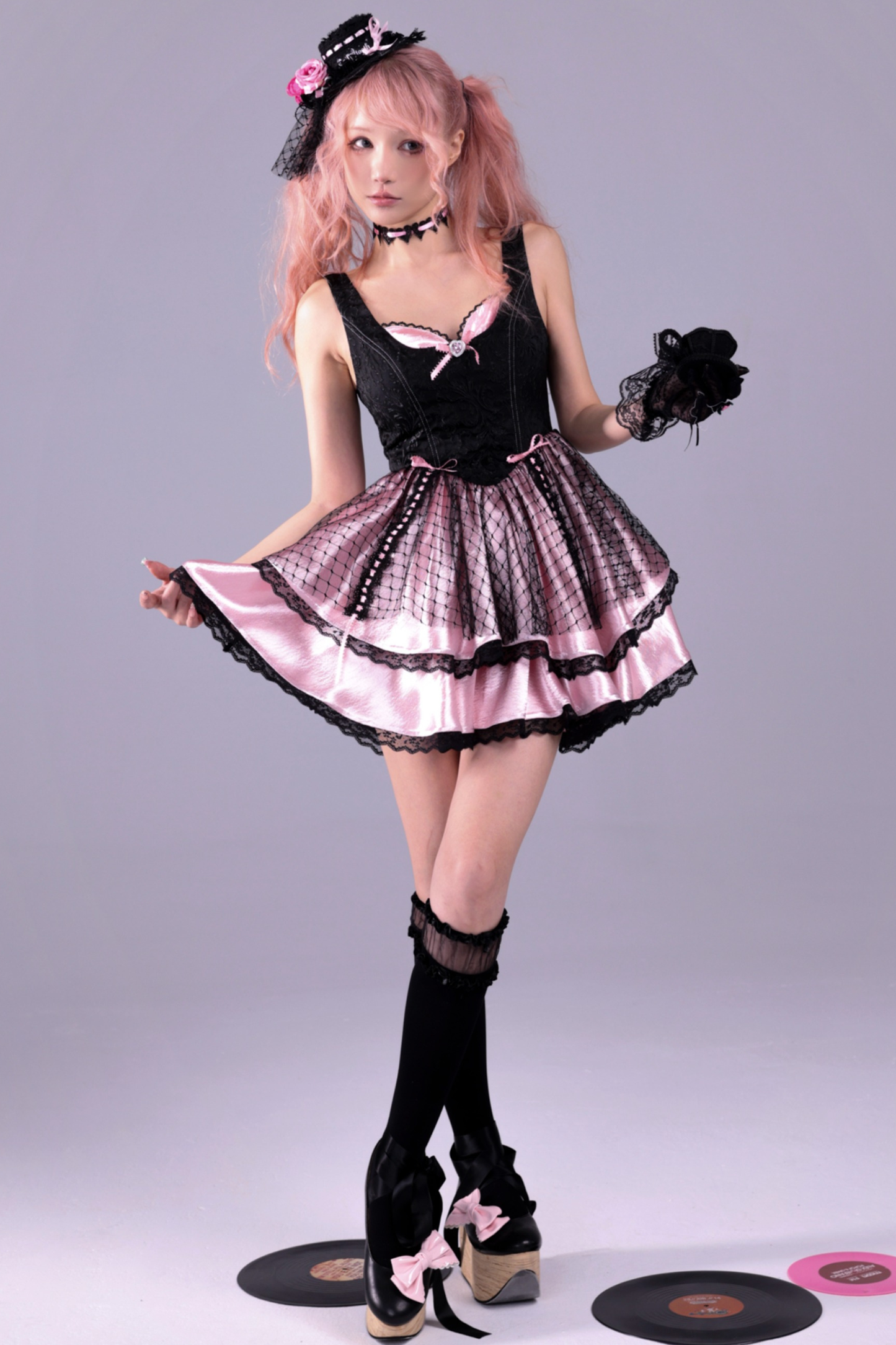 クリムゾンバロックパフィノースリーブドレス