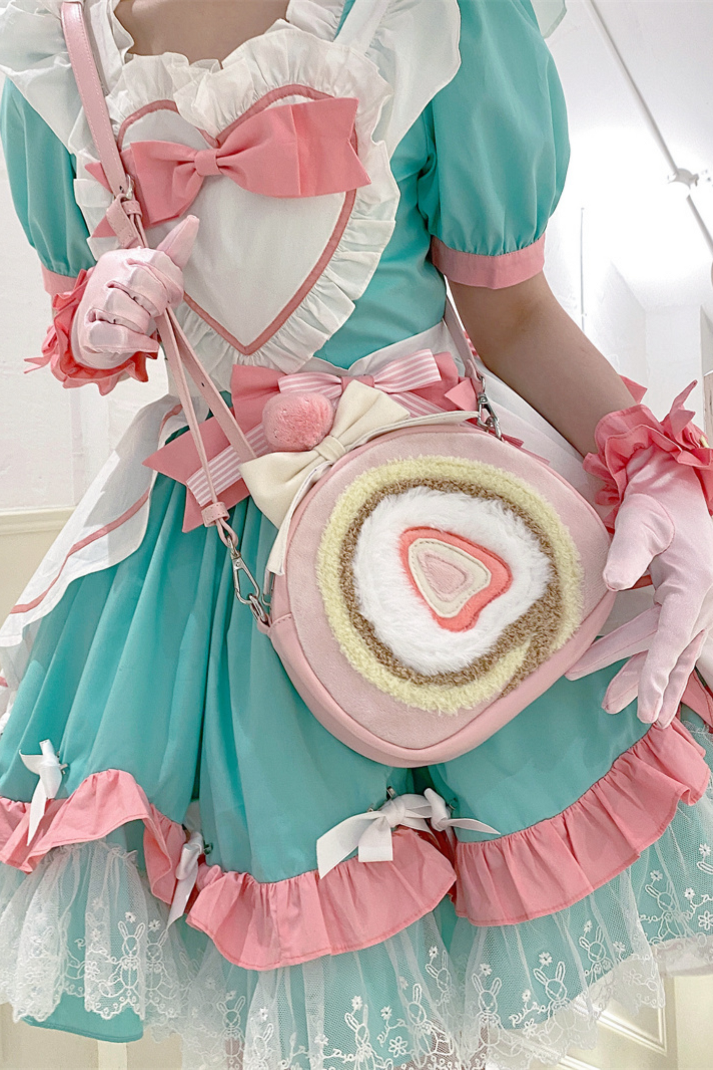 ストロベリーケーキロールバッグ ゴラムバザールバッグ