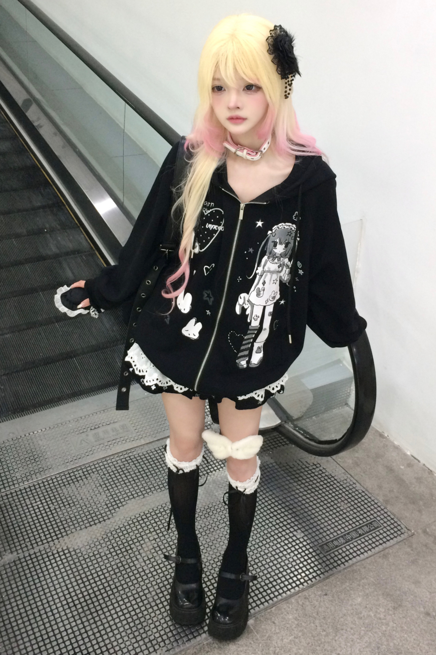 アニメハウスガールフードパーカー