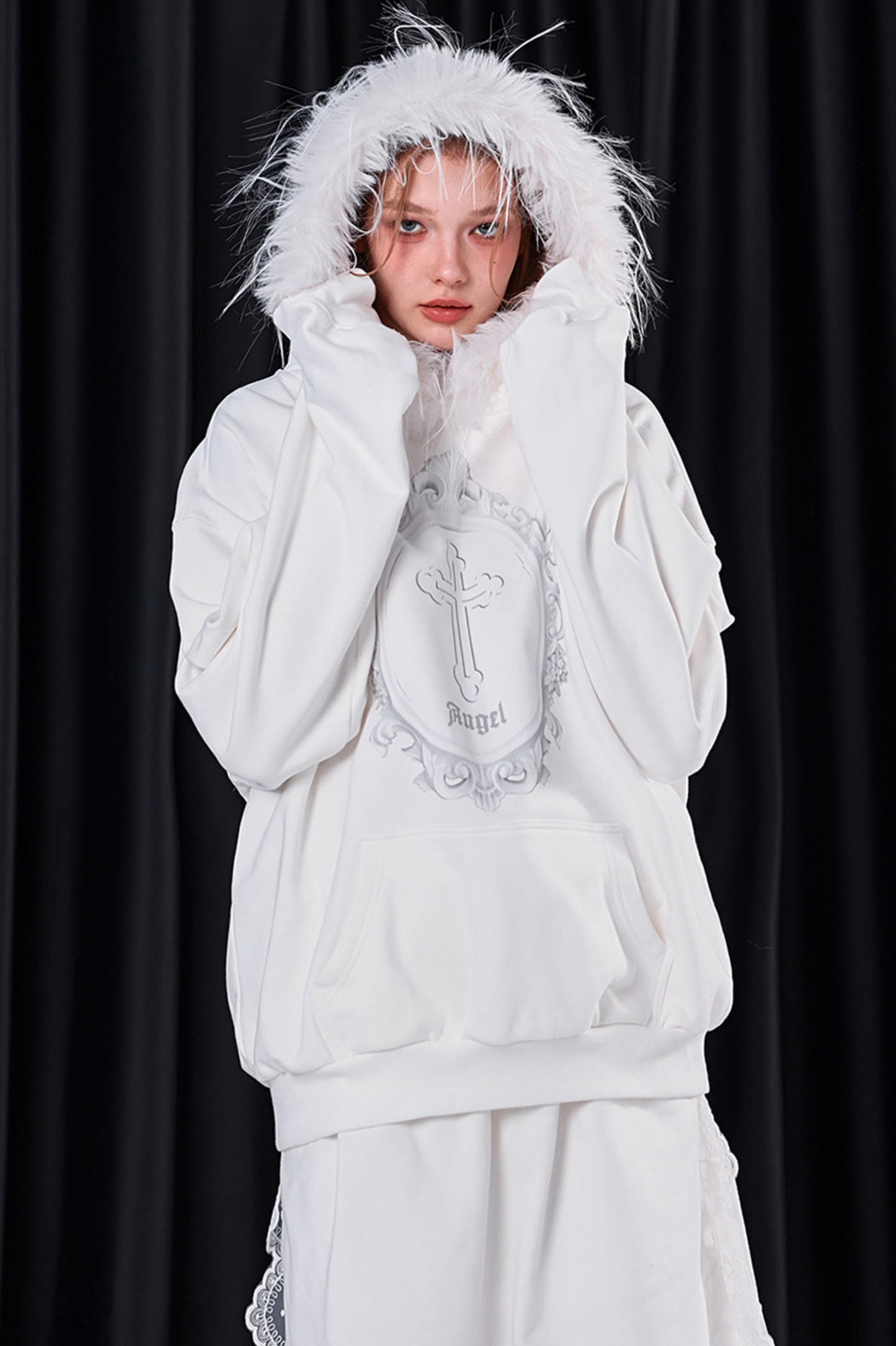 ファーフードモードルーズトップス