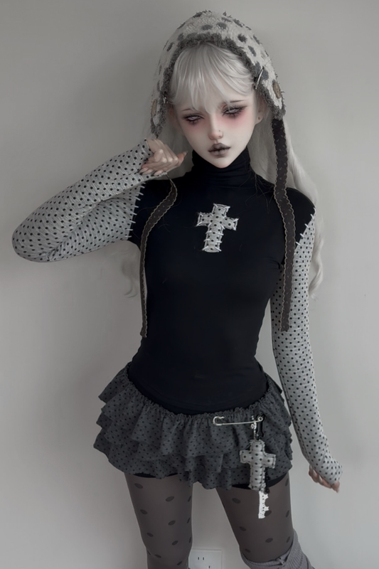 クロスドットタートルネックトップス+スカート+ペンダント