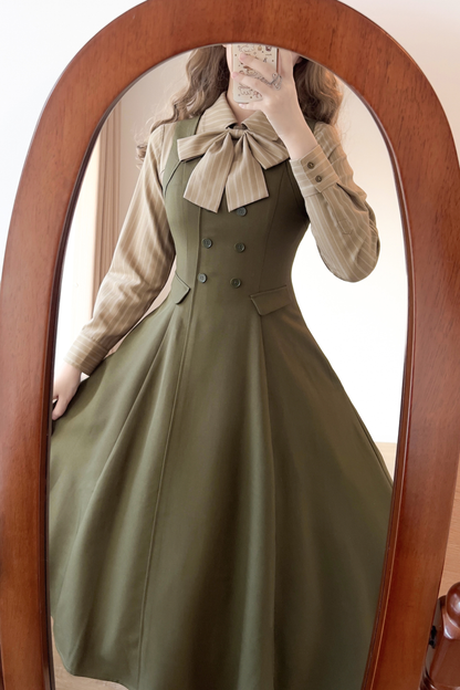 クラシカルストライプリボンシャツ