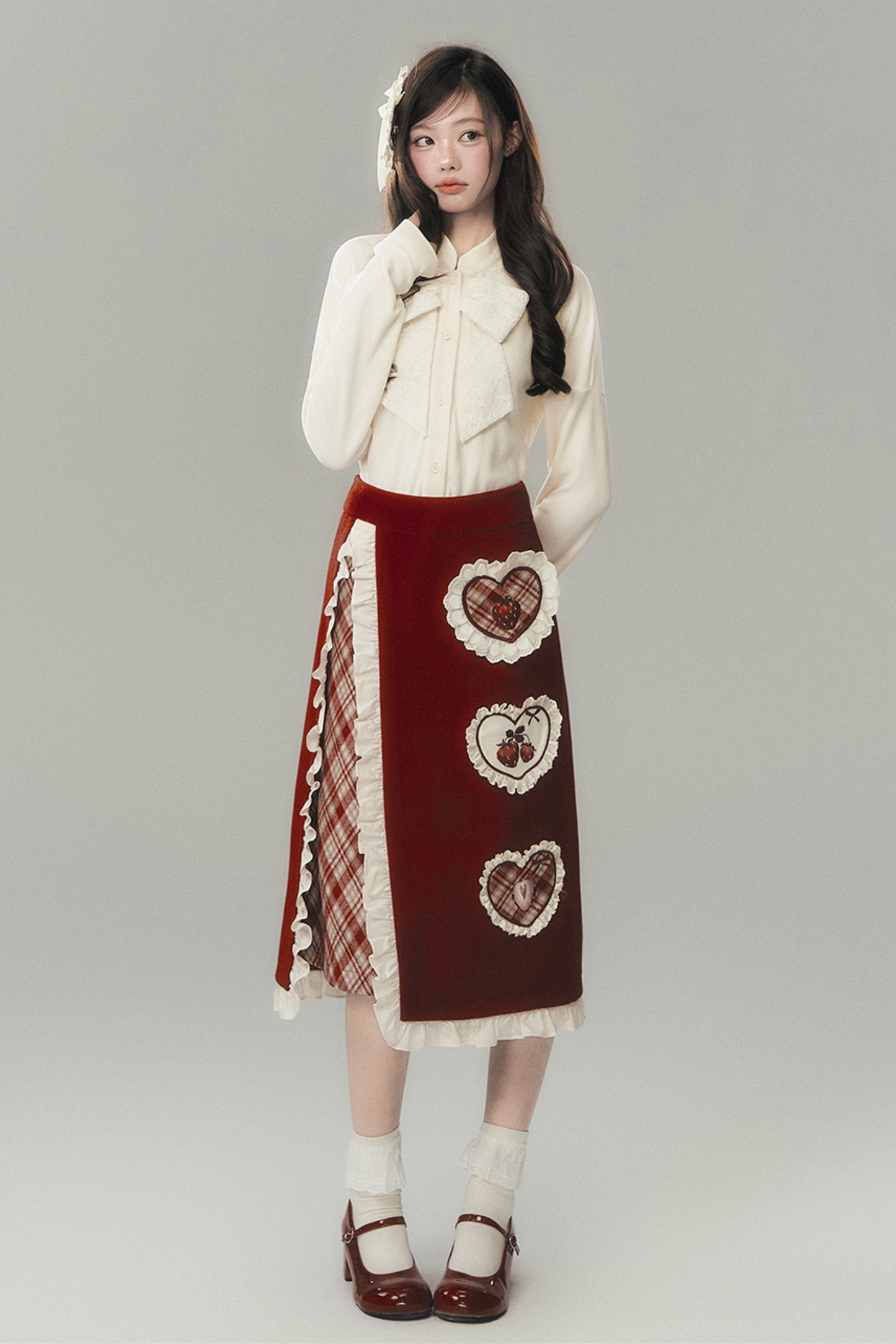 ストロベリークリームカーディガン+スカート+ハイネックトップス+ヘアピン