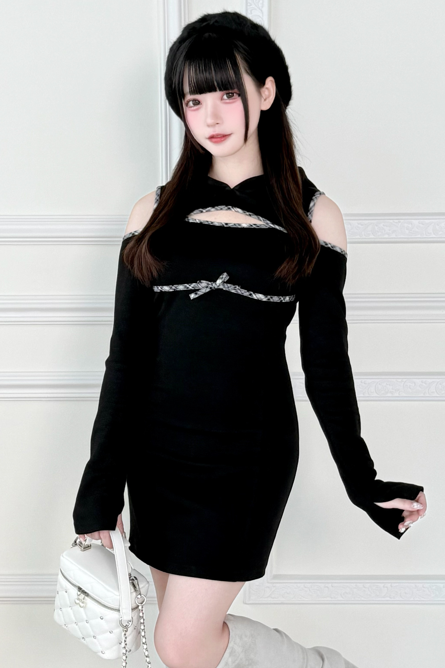 Off-the-shoulder Little Ribbon Hooded Dress