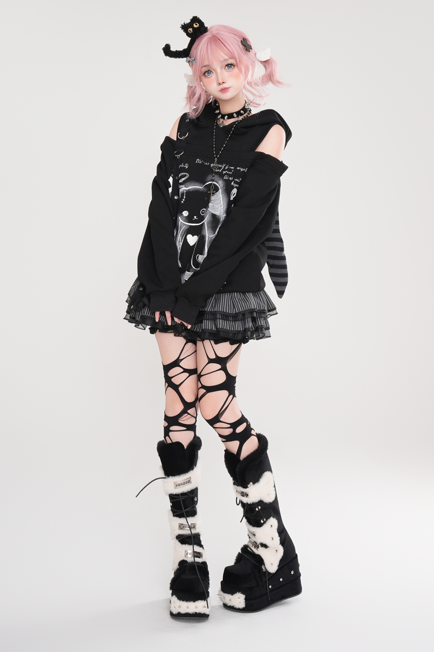 Off-the-shoulder bunny ear jacket