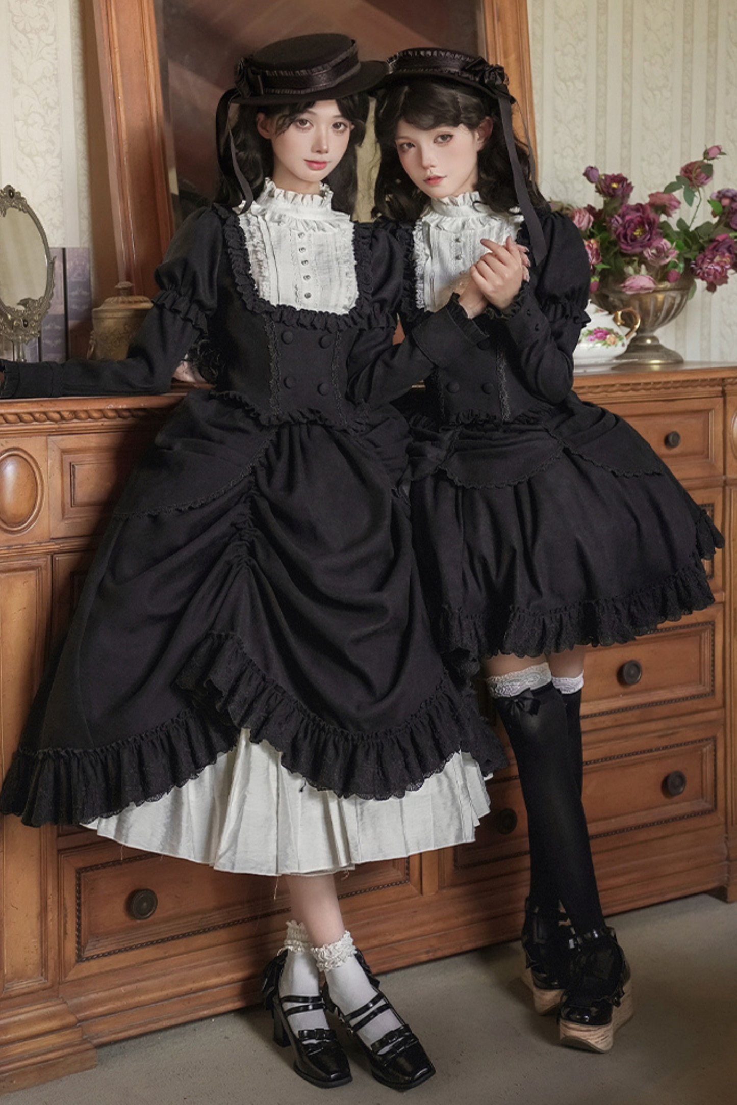 [Reservations] Classical Top + Curtain Skirt + Ribbon Collar + Hat