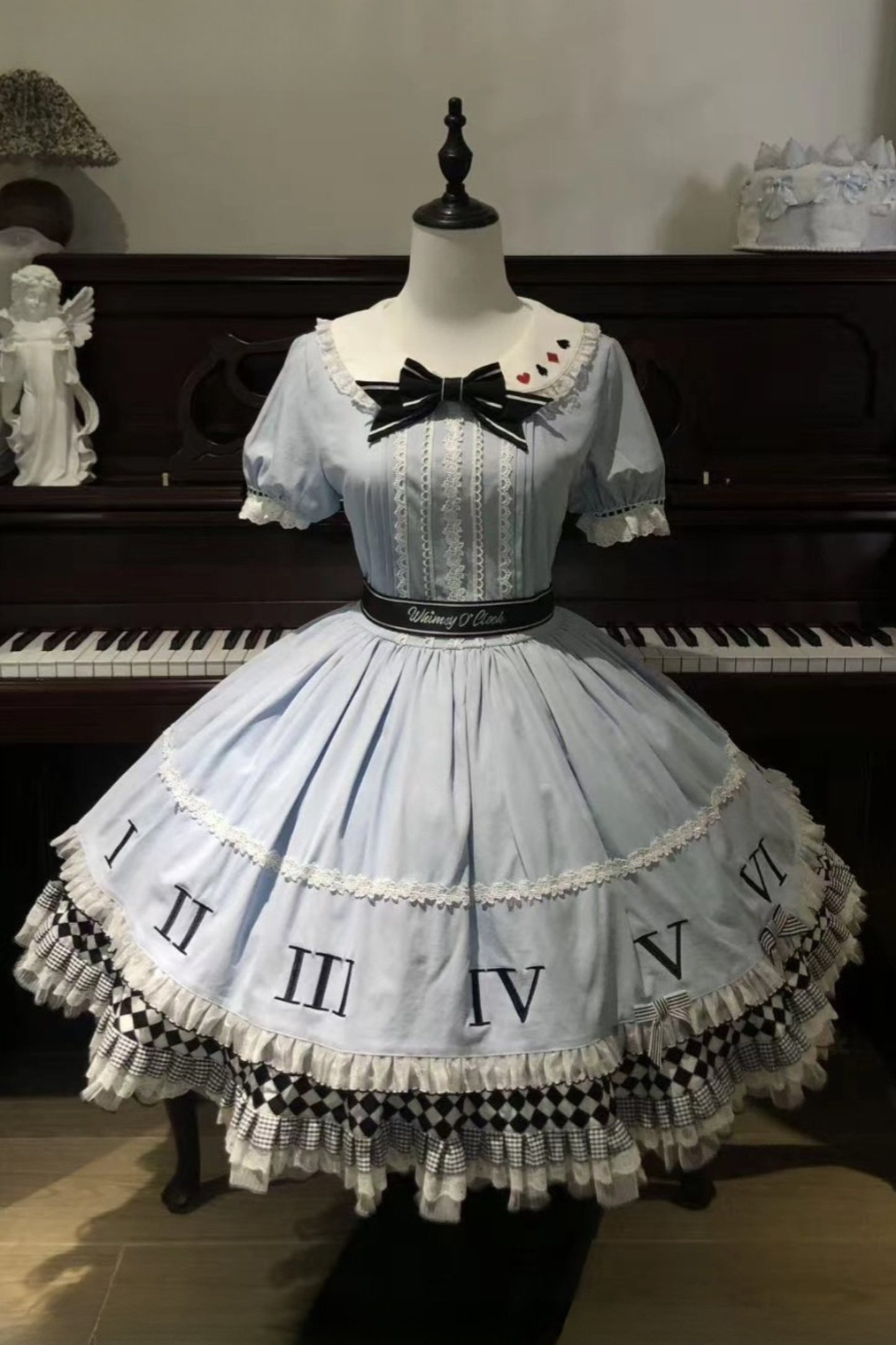 Alice Fantasy Moment Dress Set + Accessories