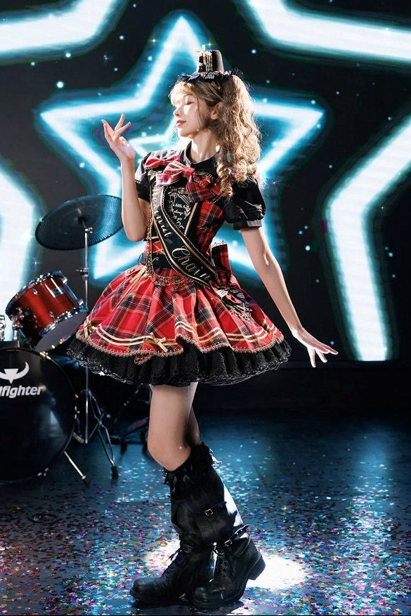 [Vorbestellung bis 18. Juli] Blau/Rot/Grün Idol-Lolita-Vintage-Karo-Goldbär-Schleifen-Spitzen-JKS-Kleid-Set 1/2/3 + Halsschleife