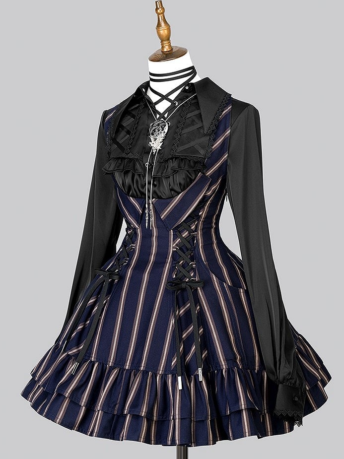 【12月29日予約締切】ゴシックロリータポインテッドカラーアンドレースアップリボンフリルシャツ