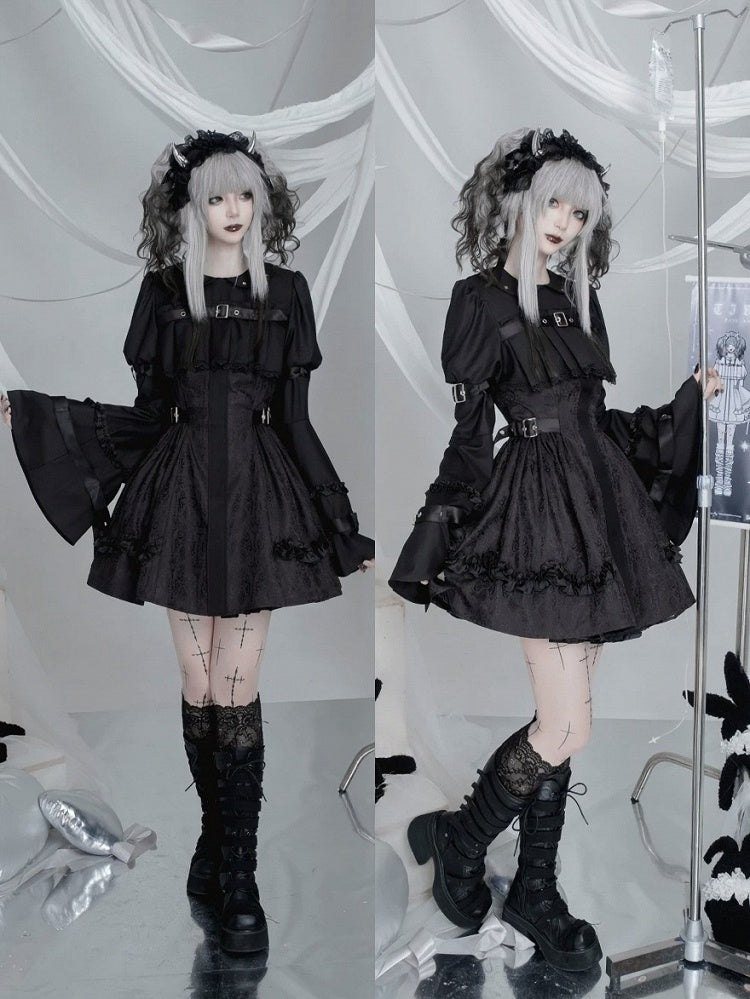【8月25日予約締切】ティンドールブラックホワイトゴシックロリータスタッズカラーバックルプリーツフレアスリーブドレス