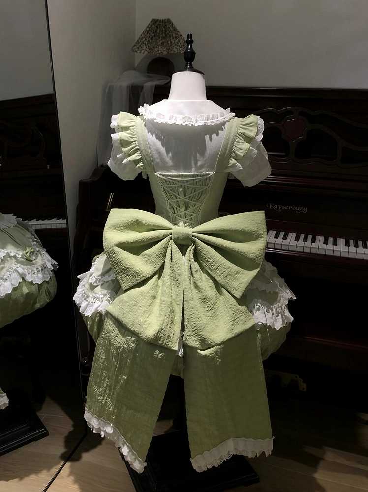 [3월 31일 예약마감] 스위트 애플 메이드 드레스 셋업 + 백 리본 트레인 + 헤어밴드