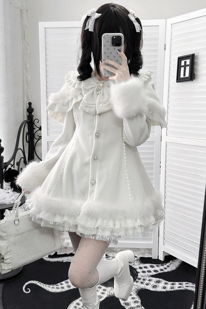 【11月13日予約締切】White Pearl Bow-Tie Fur Coat With Detachable Cape And Fur Cuffs