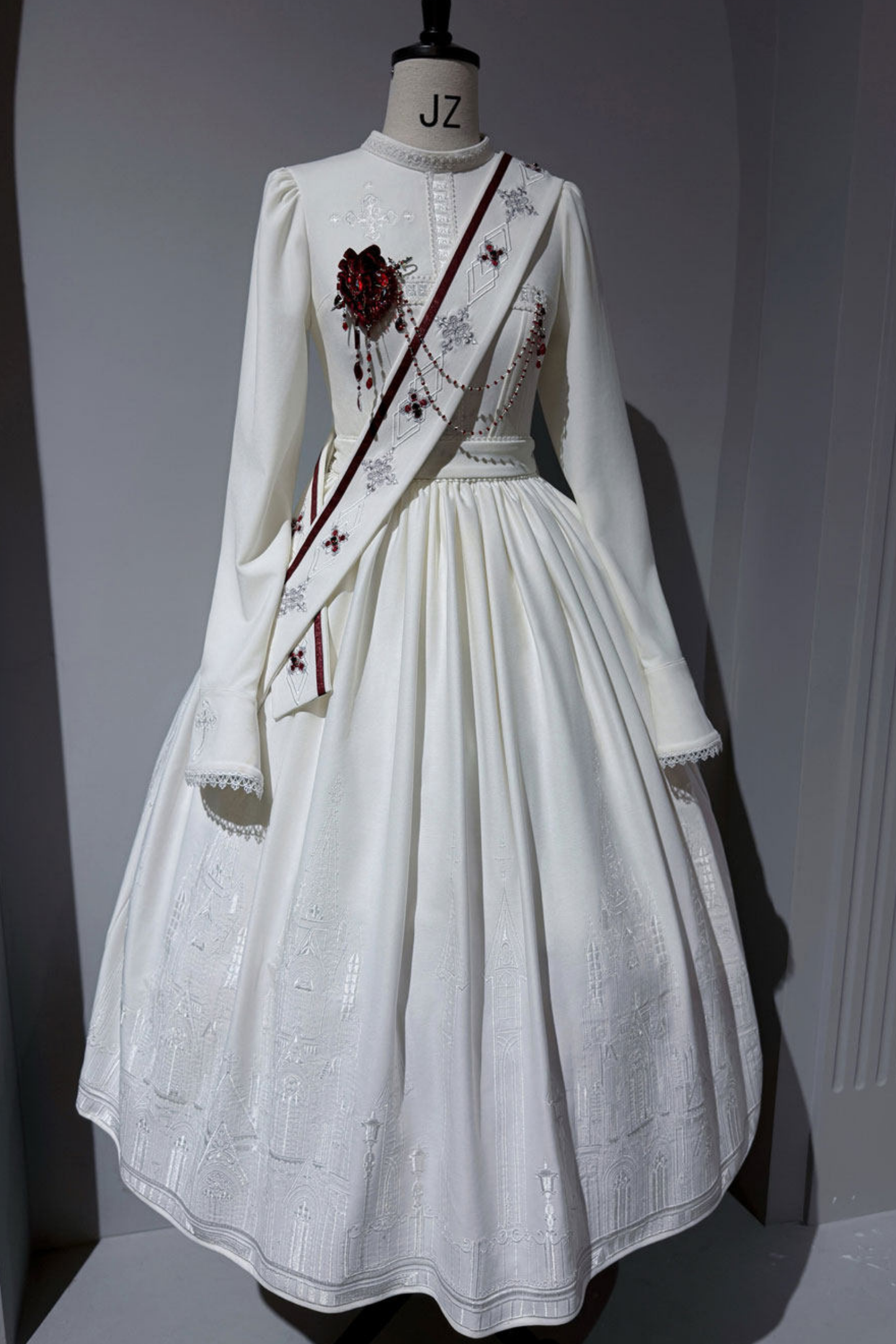 【4月19日预售截止】哥特蕾丝连衣裙+胸衣+裙子+上衣+发带+帽子+胸针