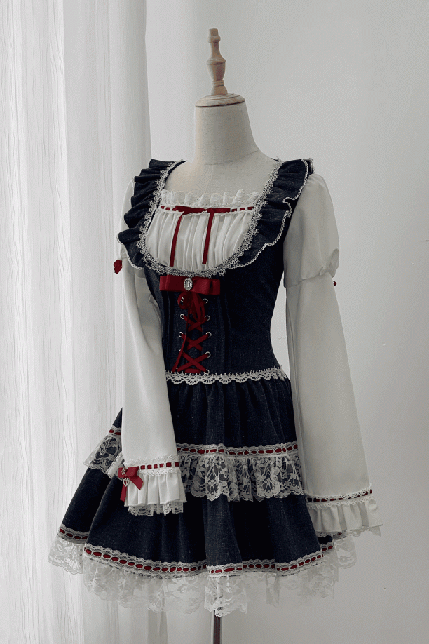 Snow White Snow White Juliet Sleeve Dress + Accessories