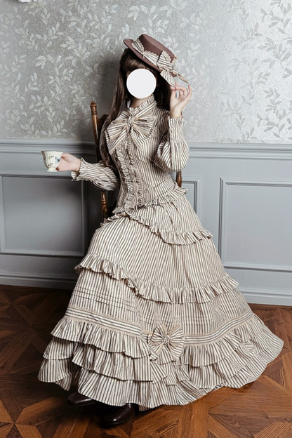 【12月23日予約締切】ビクトリアデュークエレガントクラシックフリルスタンドカラーリボンシャツ