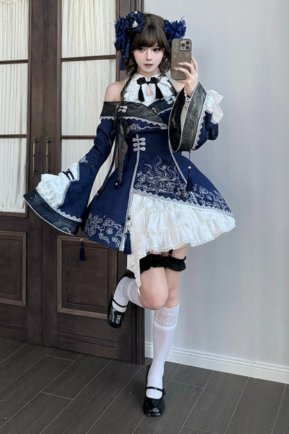 [Reservierungsschluss am 9. Oktober] Dunkelblau-weißes Gothic-Chinese-Lolita-Kleid mit Stickerei eines neunschwänzigen Fuchses + schulterfreie Jacke mit Glockenärmeln im Set