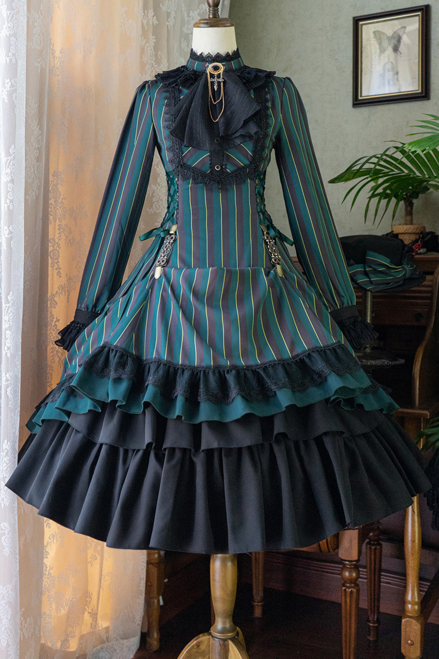 Retro Striped Elegant Gothic Lolita Dress