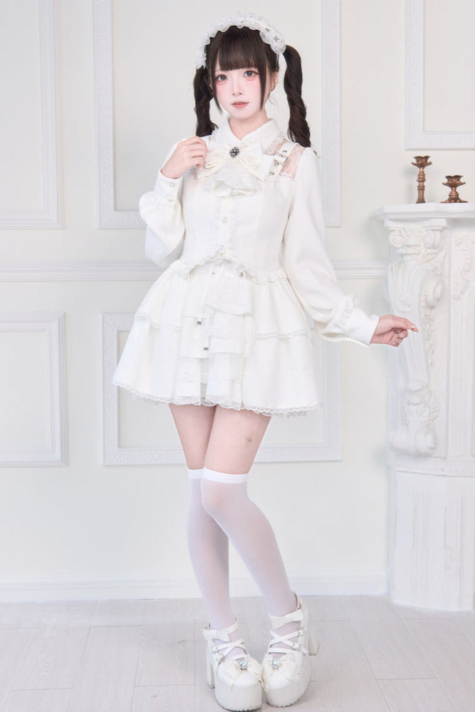 [Reservations] Lace Buckle Shoulder Long Tail Light Gothic Ribbon Shirt