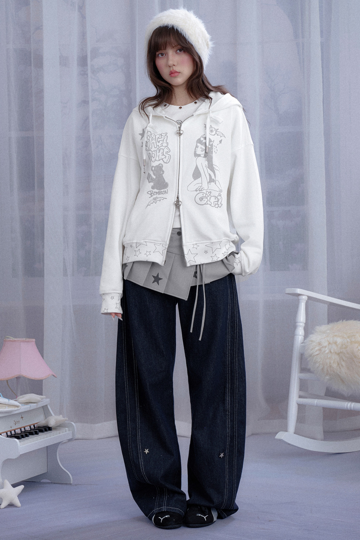 スターエンジェルウィンググラフィティプリントフードパーカー