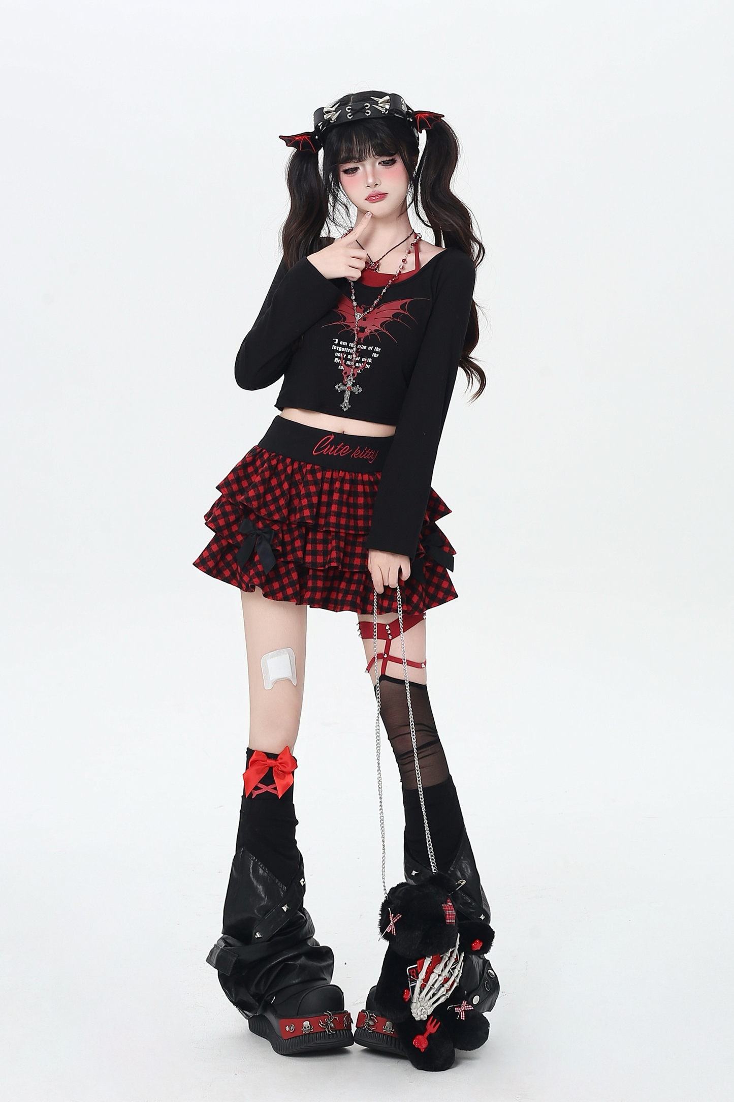 ロゴチェッカースカート