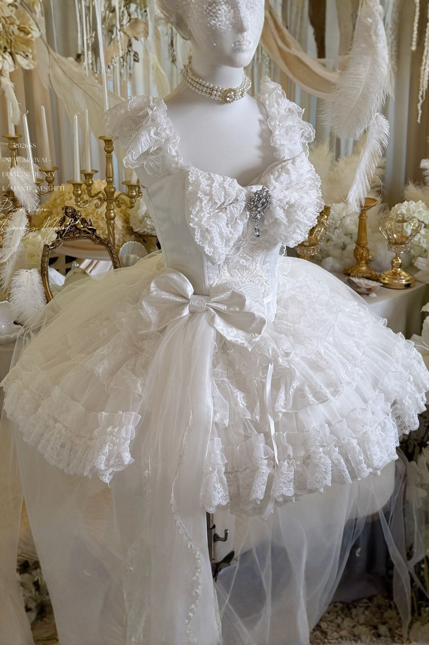 [Vorbestellung bis 4. April]Weißes Feder-Zeremonienkleid + Schal + Schwanz + Schleier + Schleife + Ärmel