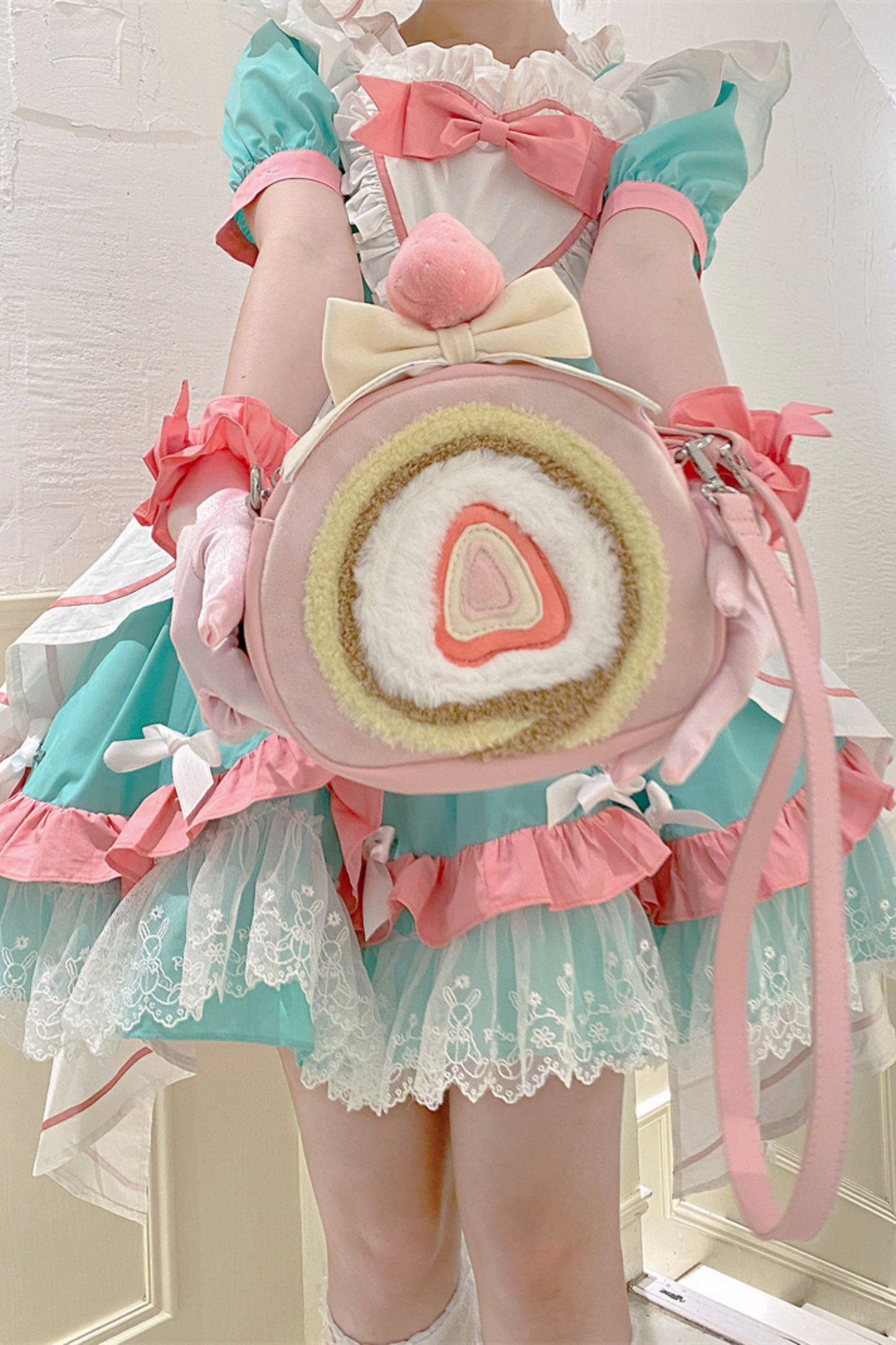 ストロベリーケーキロールバッグ ゴラムバザールバッグ