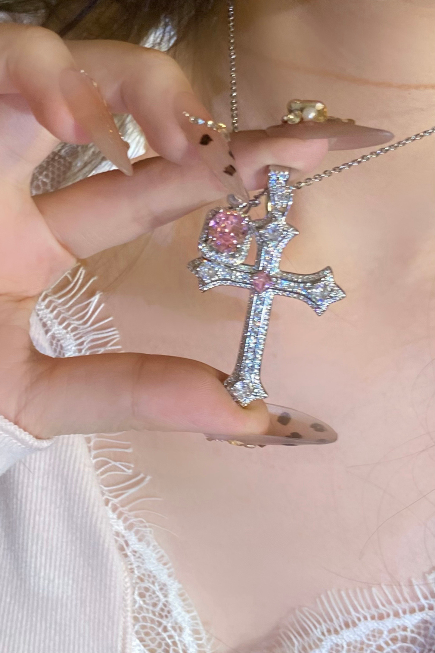 クロスピンクペンダントネックレス