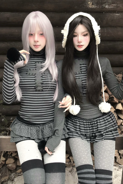 クロスハイネックトップス+パンツスカート+ペンダント