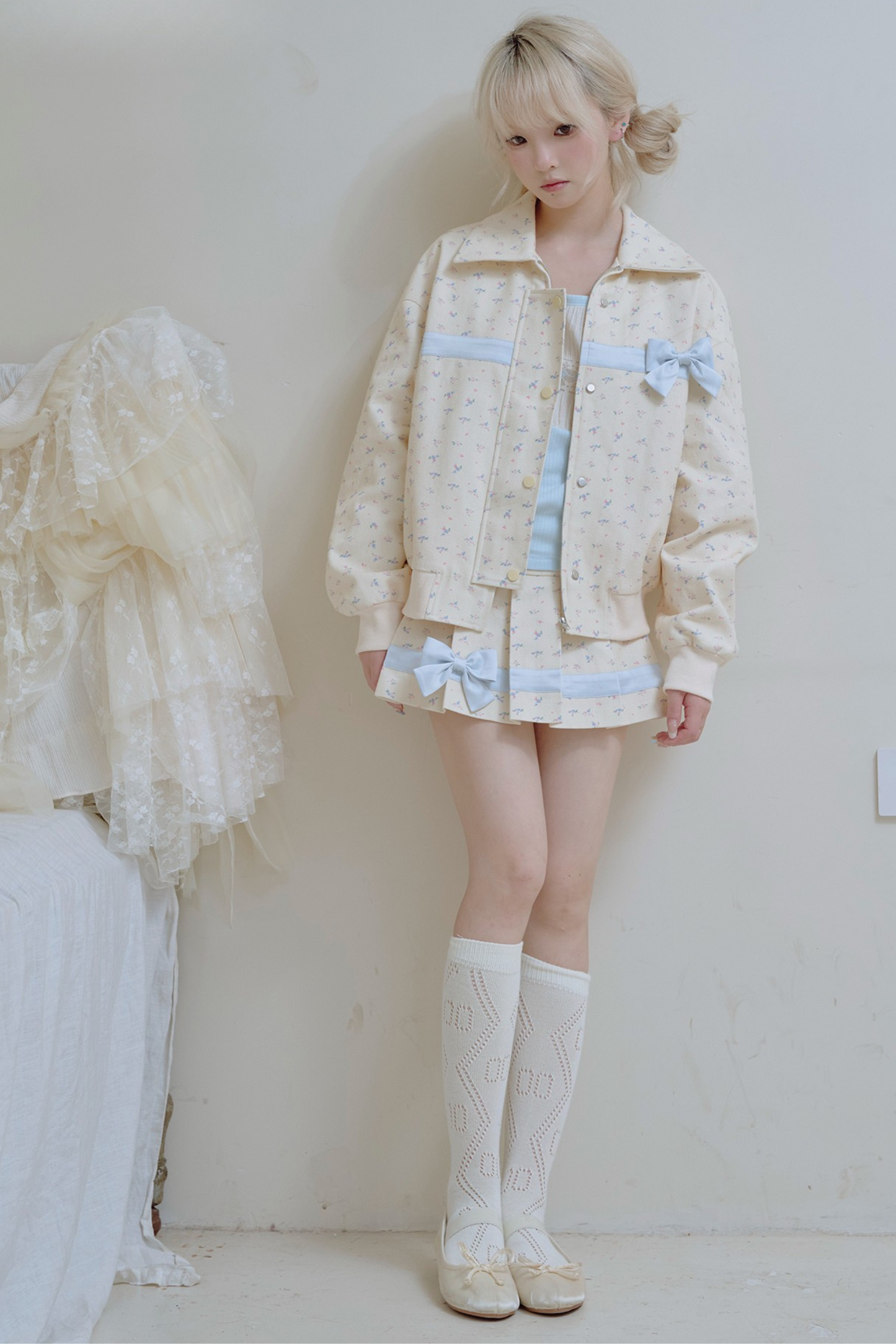 フラワーリボンジャケット＋プリーツスカート