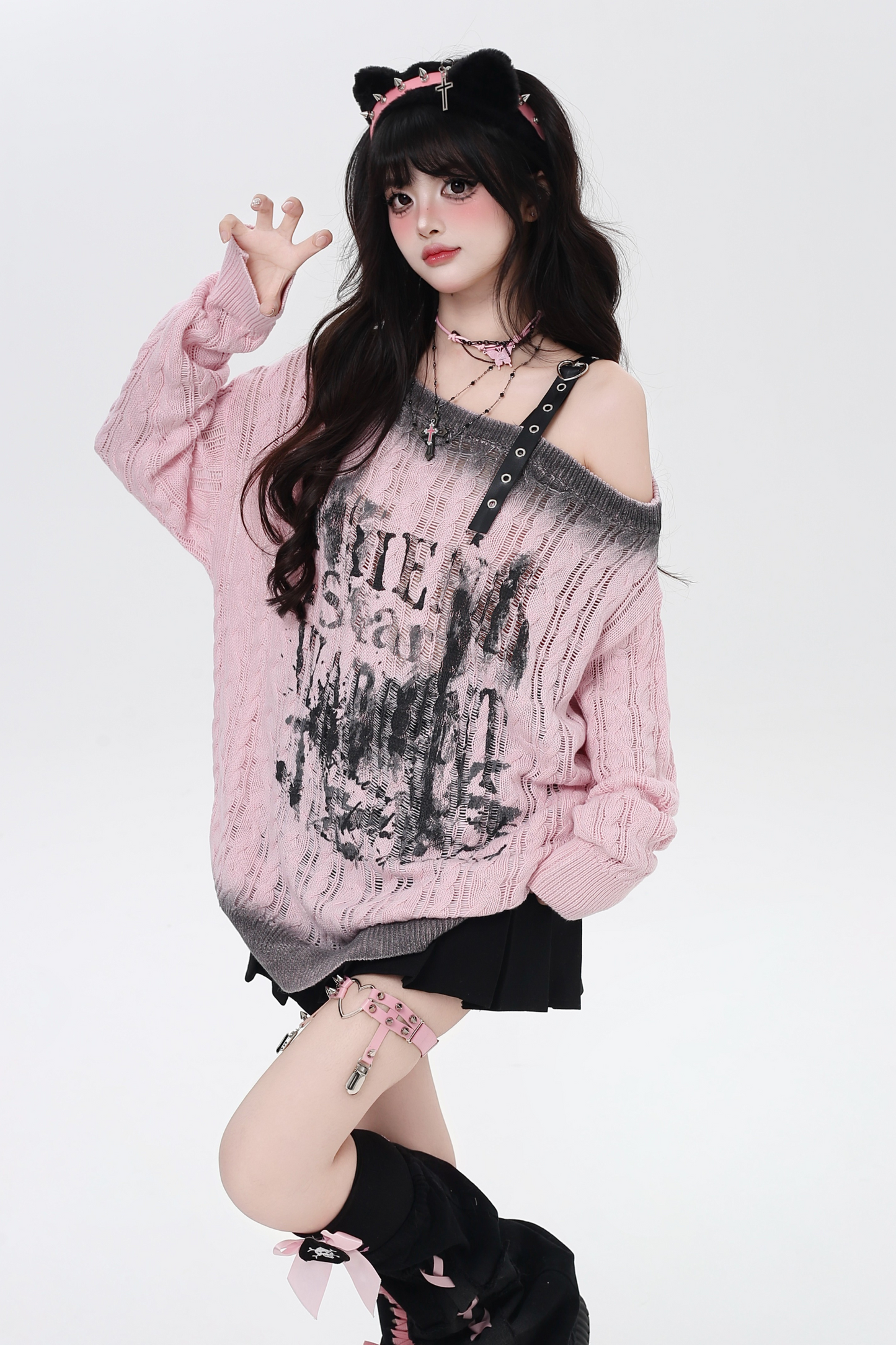 ダークグラデーションオフショルダートップス