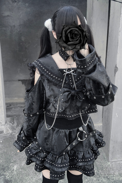 ダークレースアウトフィットトップス+スカート