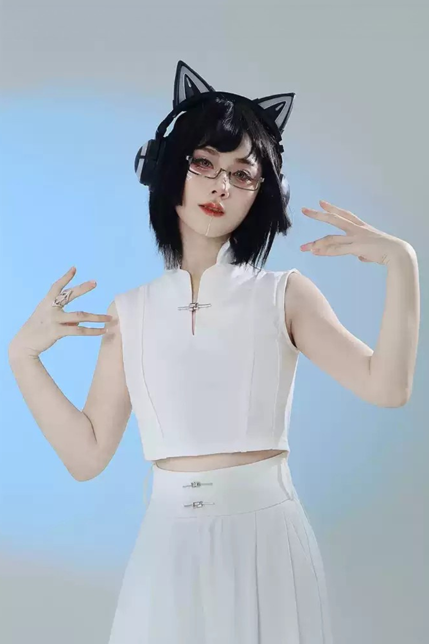 [Pre-Order] Black/White Cyber Chinese Crop Top