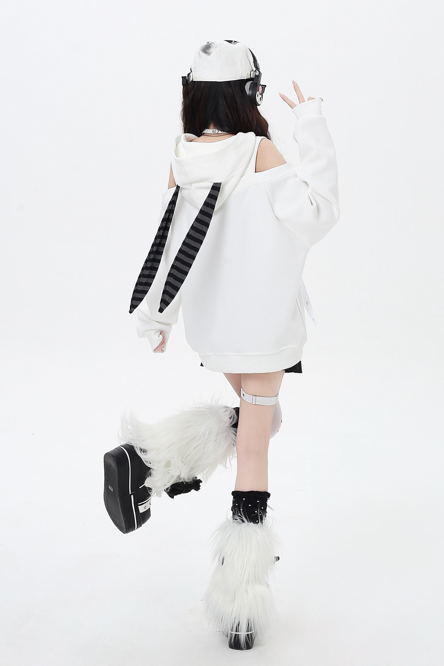 Bunny Off-the-shoulder Over-Tops