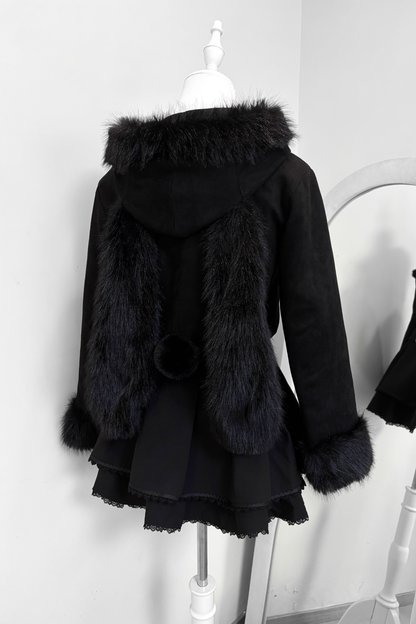 Hasenohren-Kapuzen-Wildlederjacke