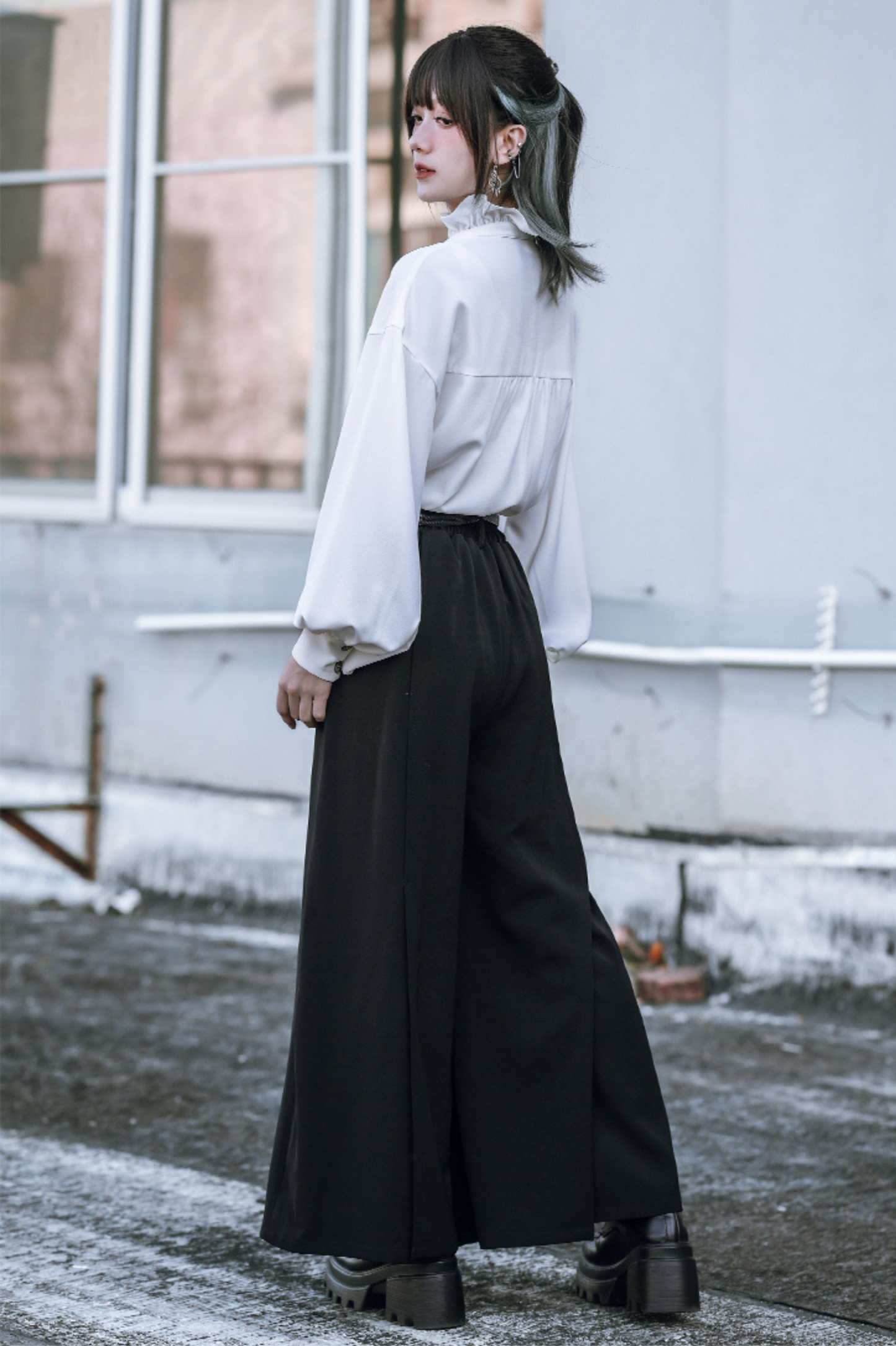 レーススタンドカラーホワイトシャツ