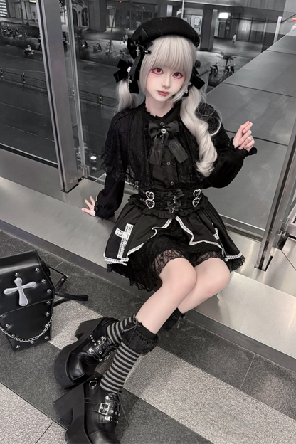 Hemd im Cape-Stil + Kreuzrock + Hut