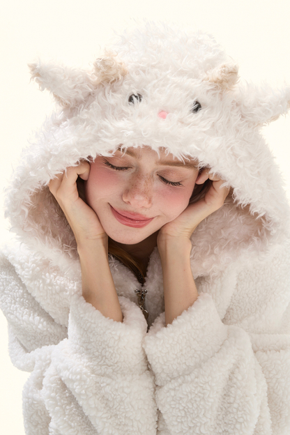 ラムファーフードジャケット+ショートパンツ