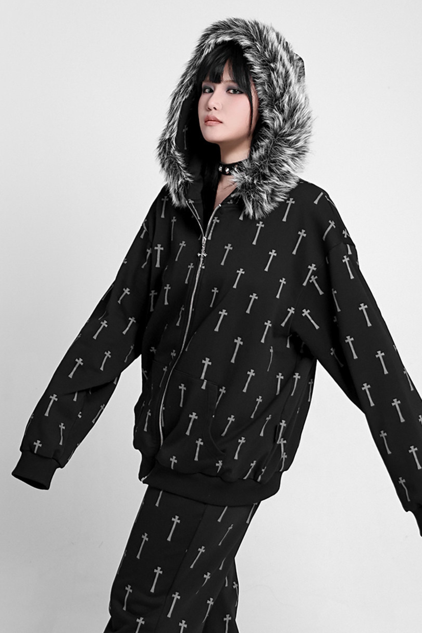 クロスファーフードパーカー