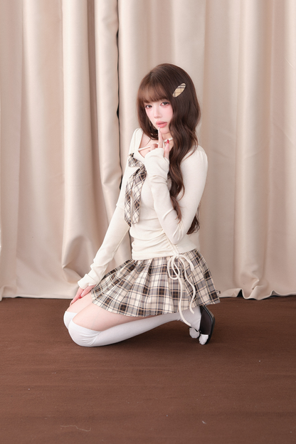 チェック柄リボンニットトップス+チェックスカート