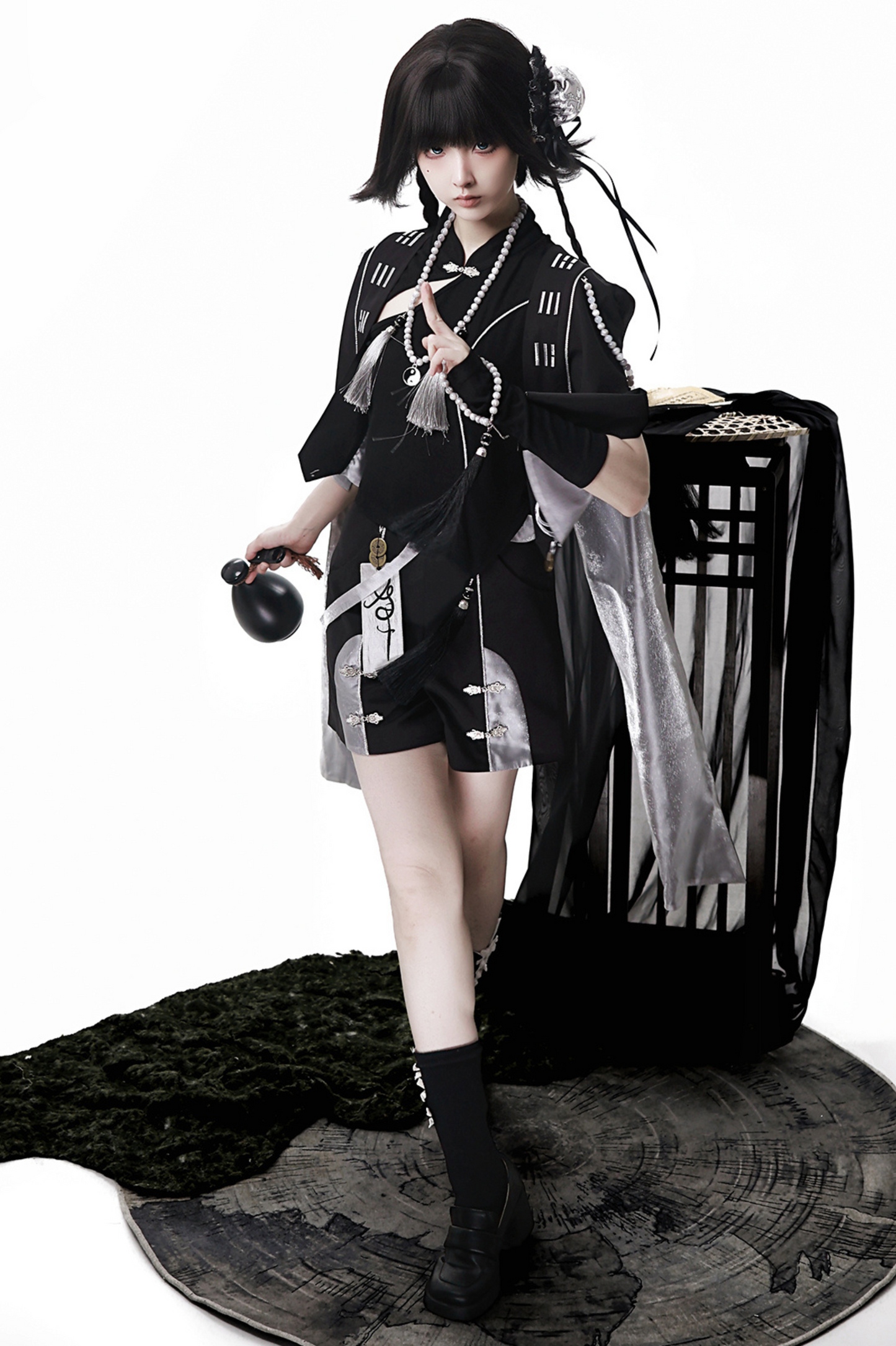 Chaina Dark Mode Girl Set