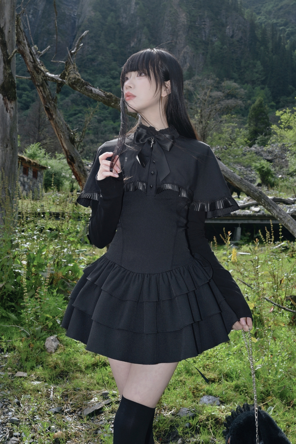 Ruffled Cape Design Low Rise Lace Dress