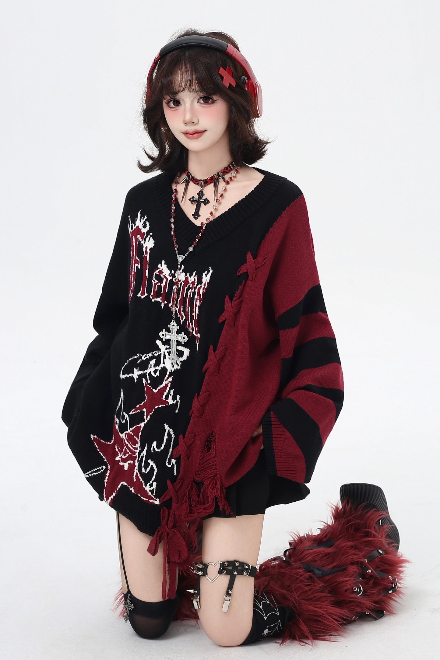 ダークストラップデザインルーズセーター