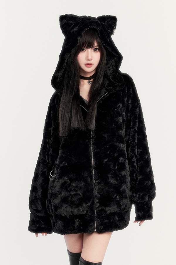 Black cat fur outerwear