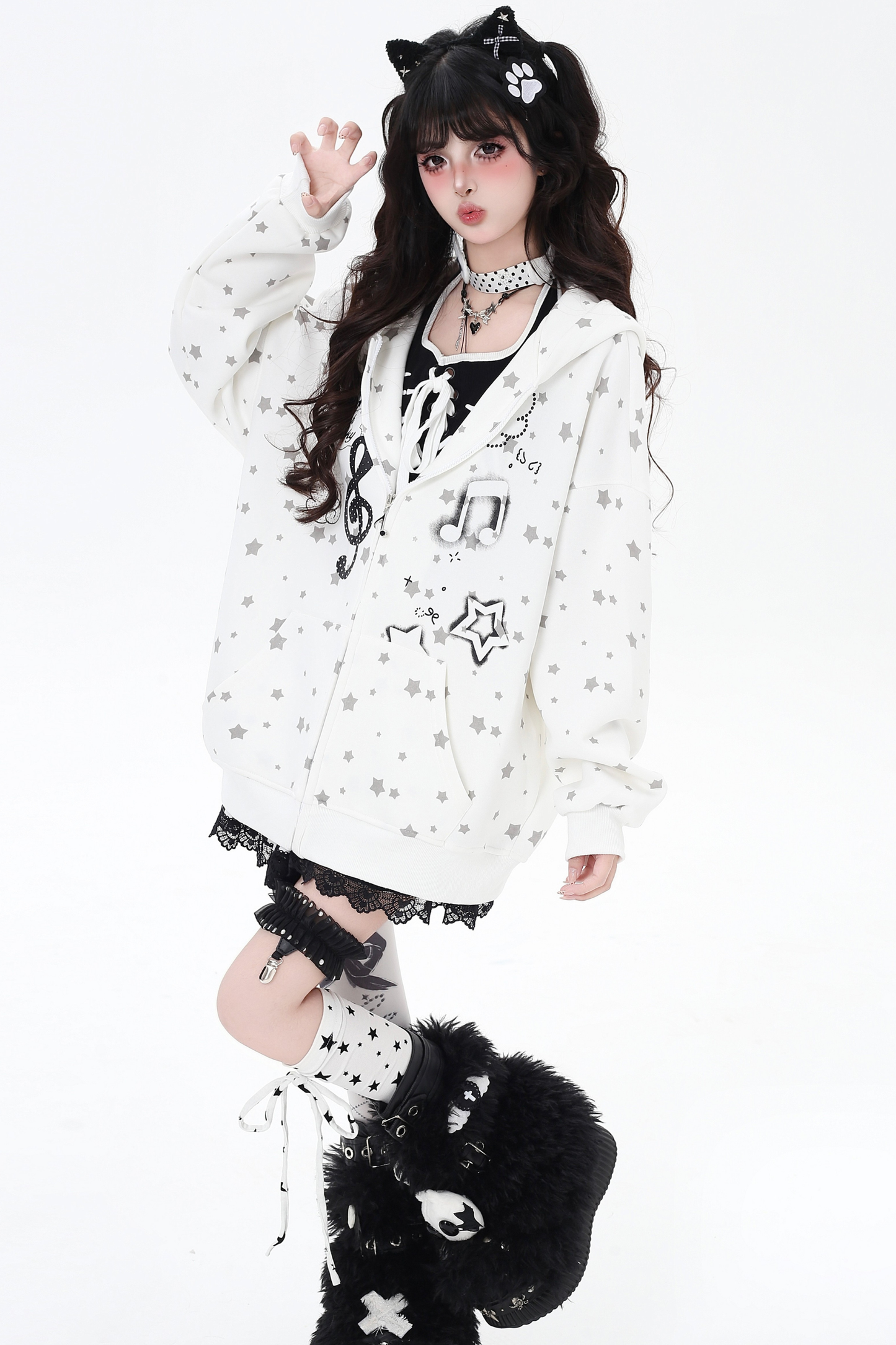 ノートジャンピングポルカドットフードパーカー