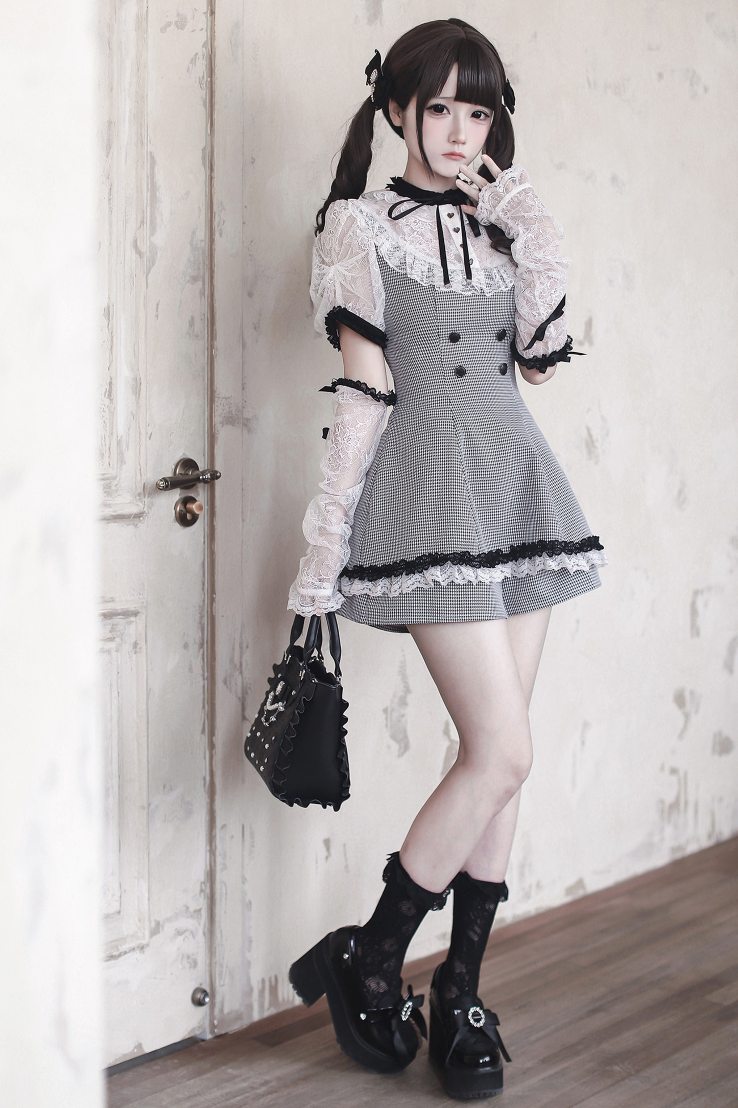 [3월 15일 예약마감] 깅엄 체크 다크 스위트 레이스 원피스 + 반바지