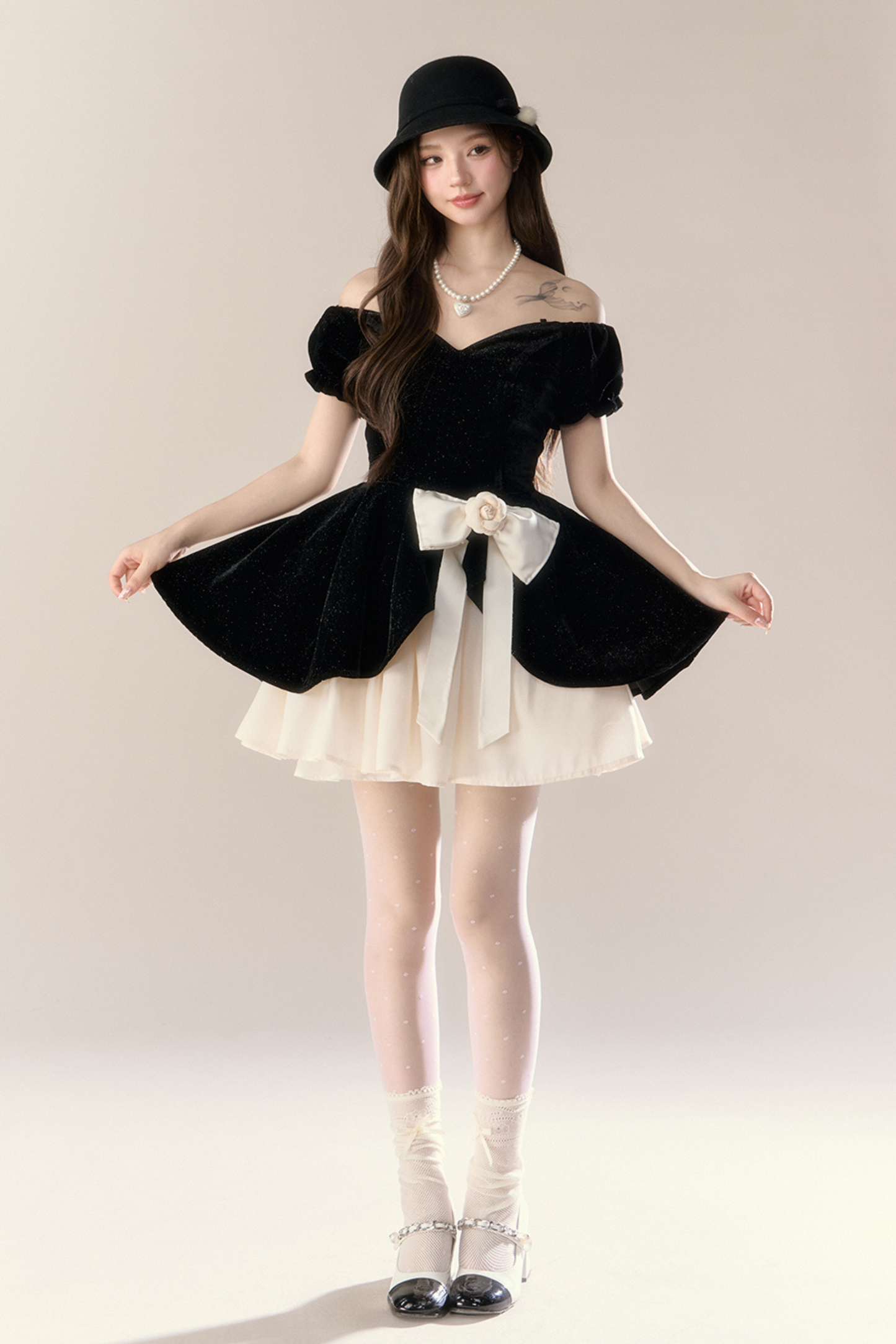 ベルベットフレンチブラックドレス