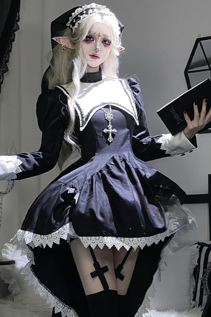 ゴシックメイドロリータドレス